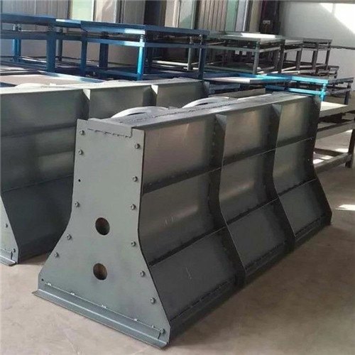 隔离墩华体平台_华体（中国）