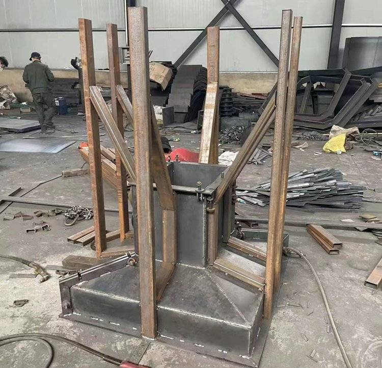 钢结构基础墩华体平台_华体（中国）3.jpg